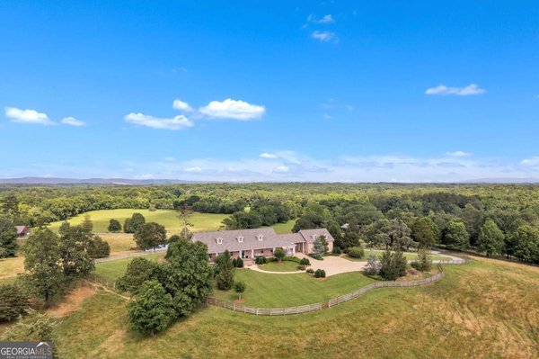 702 Cash Road, Calhoun