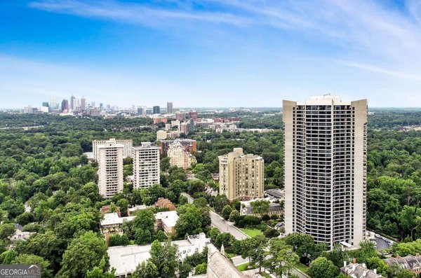 2660 Peachtree Road, Atlanta