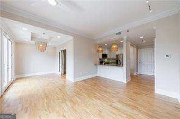 2255 Peachtree Road, Atlanta