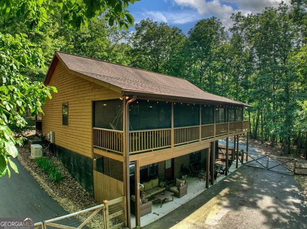 191 Deer Run Road, Blairsville