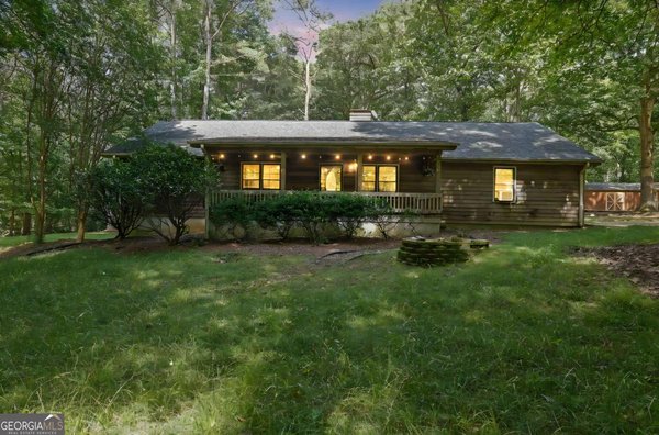 6896 Heardsville Road, Cumming