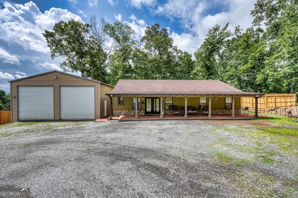 1529 Cedar View, Hiawassee