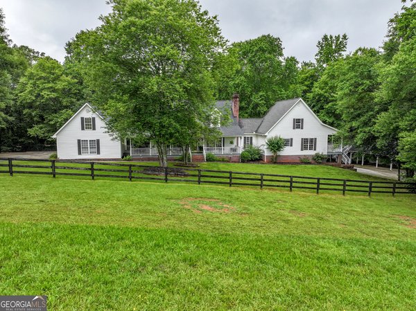 2404 Corinth Poseyville Road, Bremen