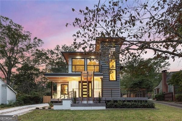 816 Sycamore Drive, Decatur