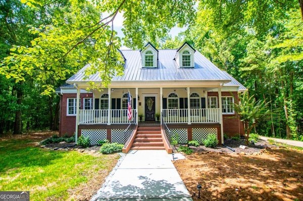 301 East Highway 5, Roopville