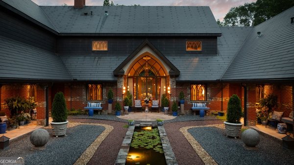 114 Lees Lake Road, Fayetteville