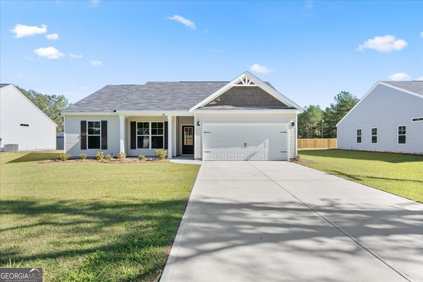 182 Rogers Road, Pembroke