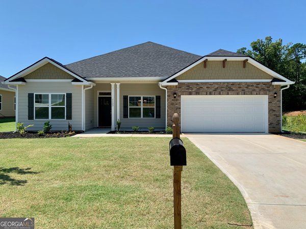 1406 Barrington Place Terrace, Macon