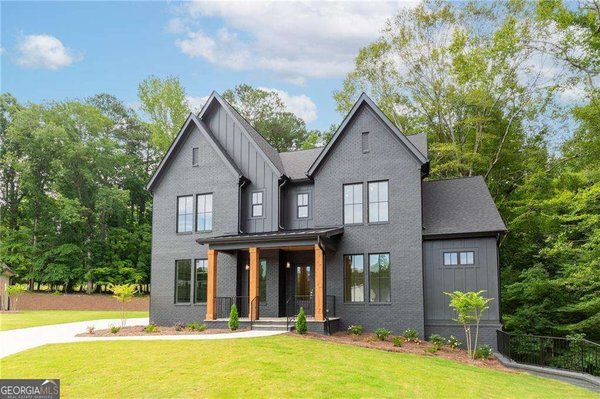 3846 Town Farms Drive, Peachtree Corners