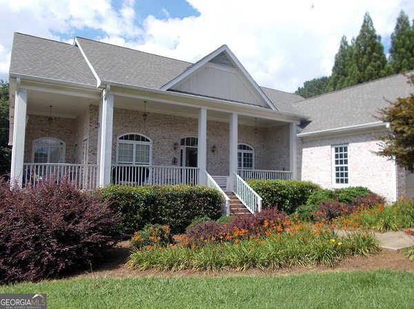 216 Lake Tanisha Drive, Dallas