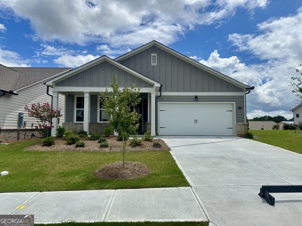 1692 Juniper Berry Way, Loganville