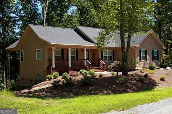 64 Hilton Drive, Ellijay