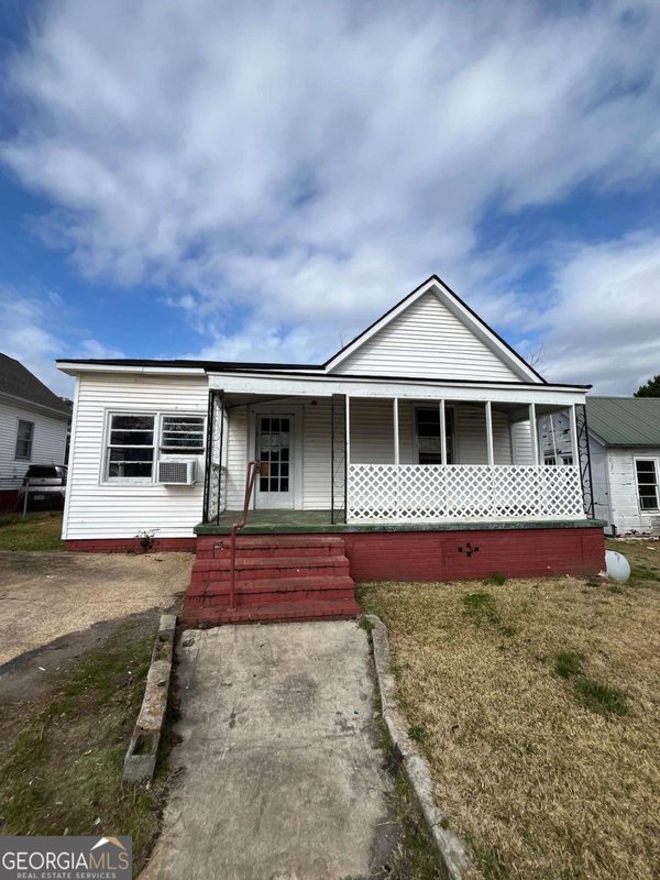 612 S 3rd Avenue, Lanett