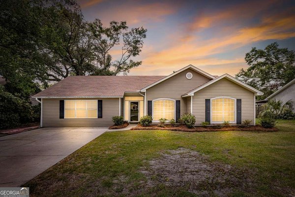 210 Glen Meadows Circle, Brunswick