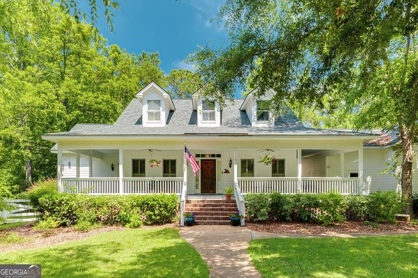 100 Cambridge Drive, Rincon