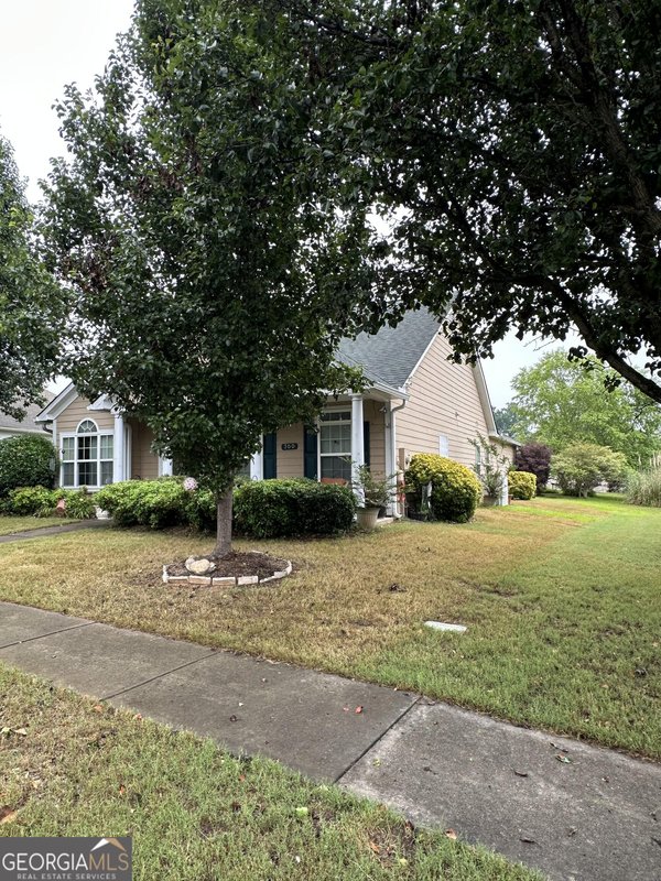 300 Monarch Village Way, Stockbridge