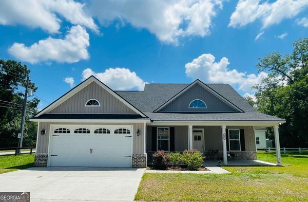 410 A Caswell Street, Glennville