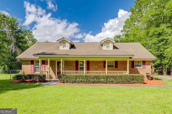 687 Roebling Road, Bloomingdale