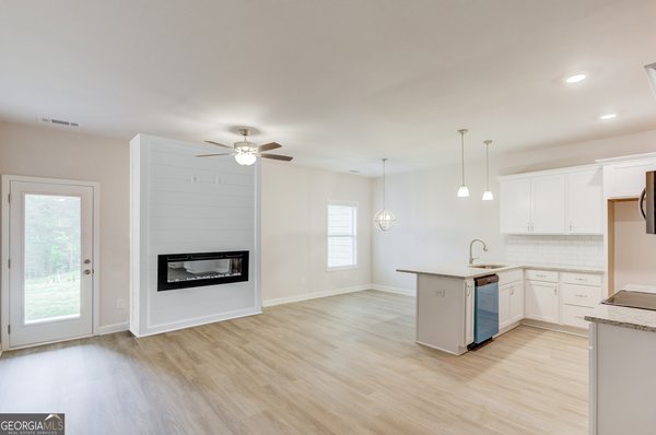 6381 Pine Station Drive, Lula