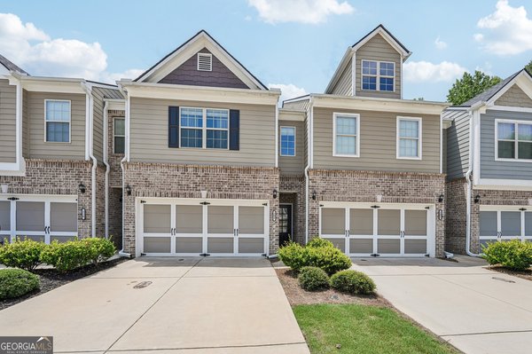 208 Trailside Way, Hiram