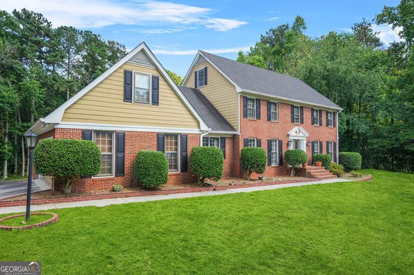 385 Dix Lee On Drive, Fayetteville