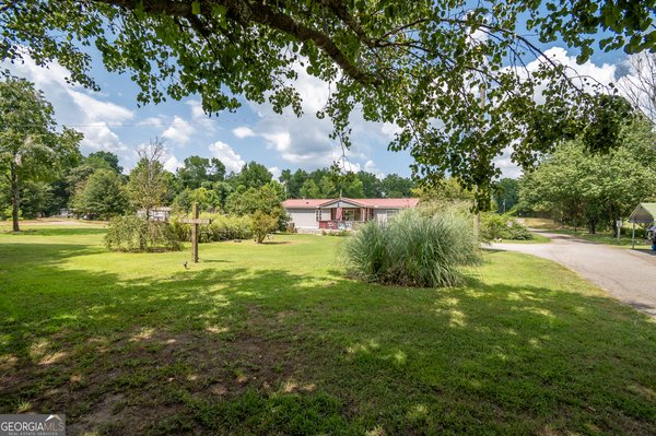 3655 Neese Commerce Road, Hull