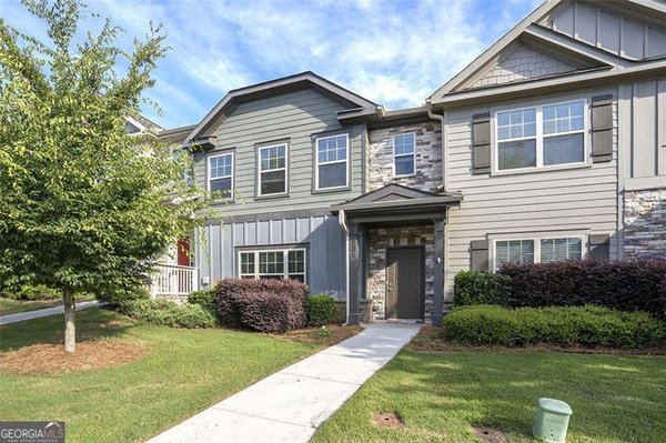 205 ORCHARD Drive, Covington