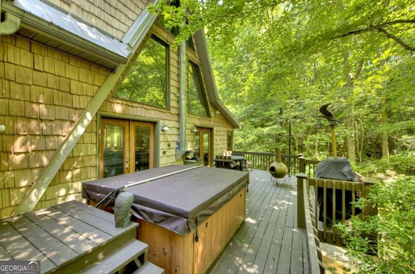 7843 Hwy 382, Ellijay