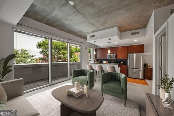 44 Peachtree Place, Atlanta