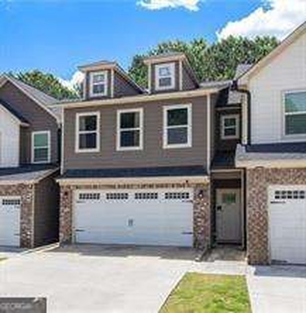 7805 Rock Rose Lane, Fairburn