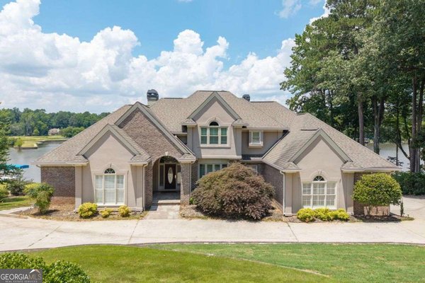 2220 EMERALD Drive, Jonesboro