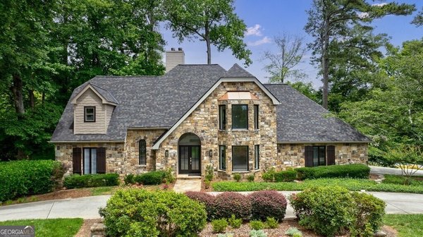 459 Atlanta Country Club Drive, Marietta
