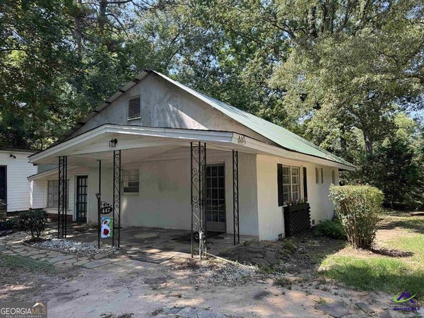 447 Hillside Lane, Byron