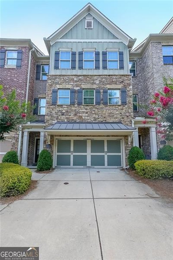 915 Dumaine Trace, Atlanta