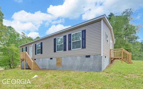 102 Meadowlark Lane, Toccoa