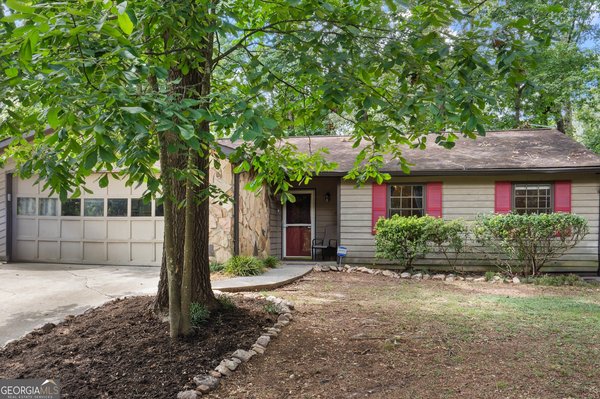 573 Fieldstream Way, Lawrenceville