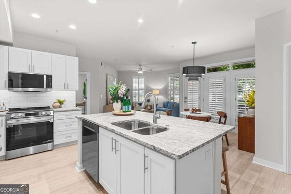 390 17th Street, Atlanta