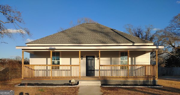 2 Cedar Avenue, Griffin