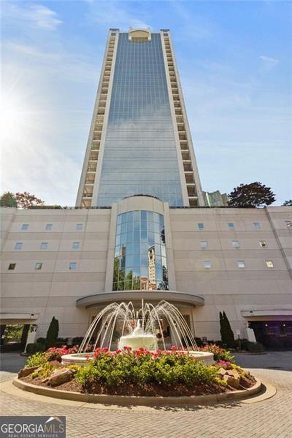 2828 PEACHTREE Road, Atlanta