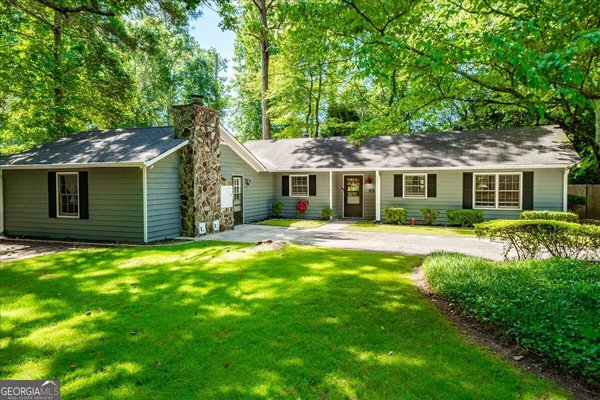 4361 Old Mabry Lane, Roswell