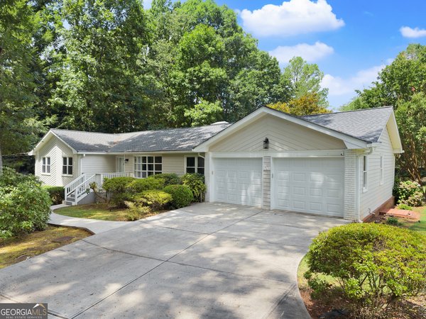 3663 Stonelake Court, Lilburn