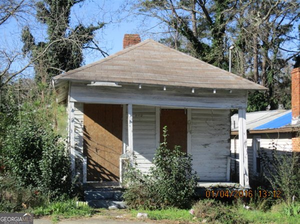 382 Forest Avenue, Macon