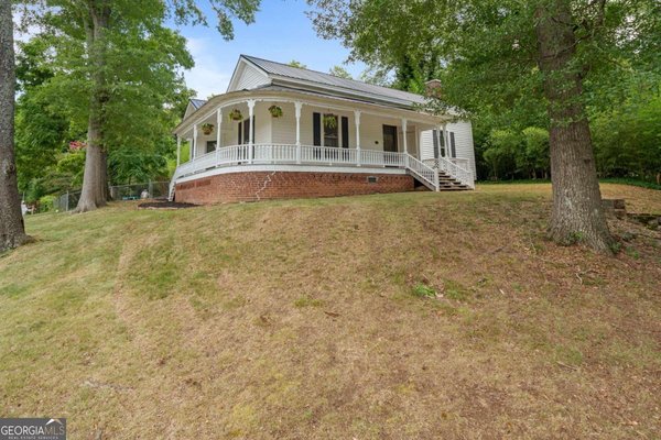 104 Cherry Street, Adairsville