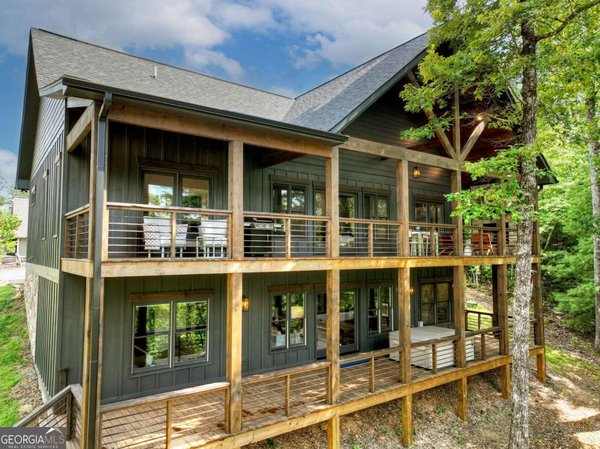 141 Long View Lane, Blue Ridge