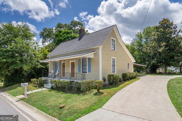 404 Mill Street, Monroe