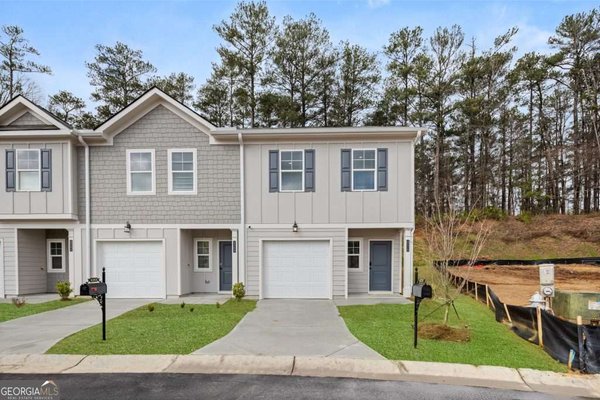 4252 Notting Hill Drive, Atlanta