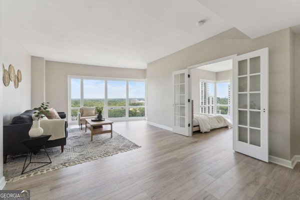 3475 Oak Valley Road, Atlanta