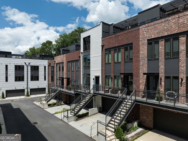 1261 Chelsea Circle, Atlanta