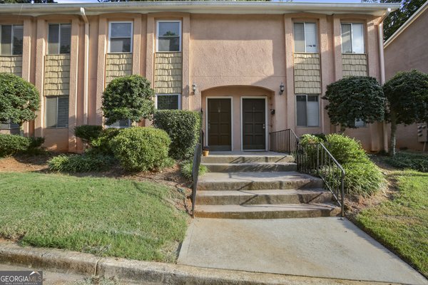 2386 LAWRENCEVILLE Highway, Decatur