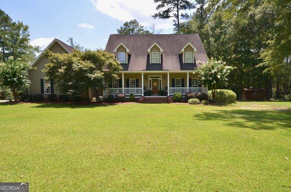 124 Pine Hill Drive, Cochran